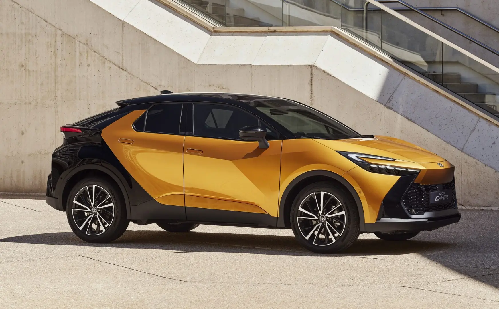 Toyota C-HR C-HR 1.8 Hybrid 4x2 Passion e-CVT 4