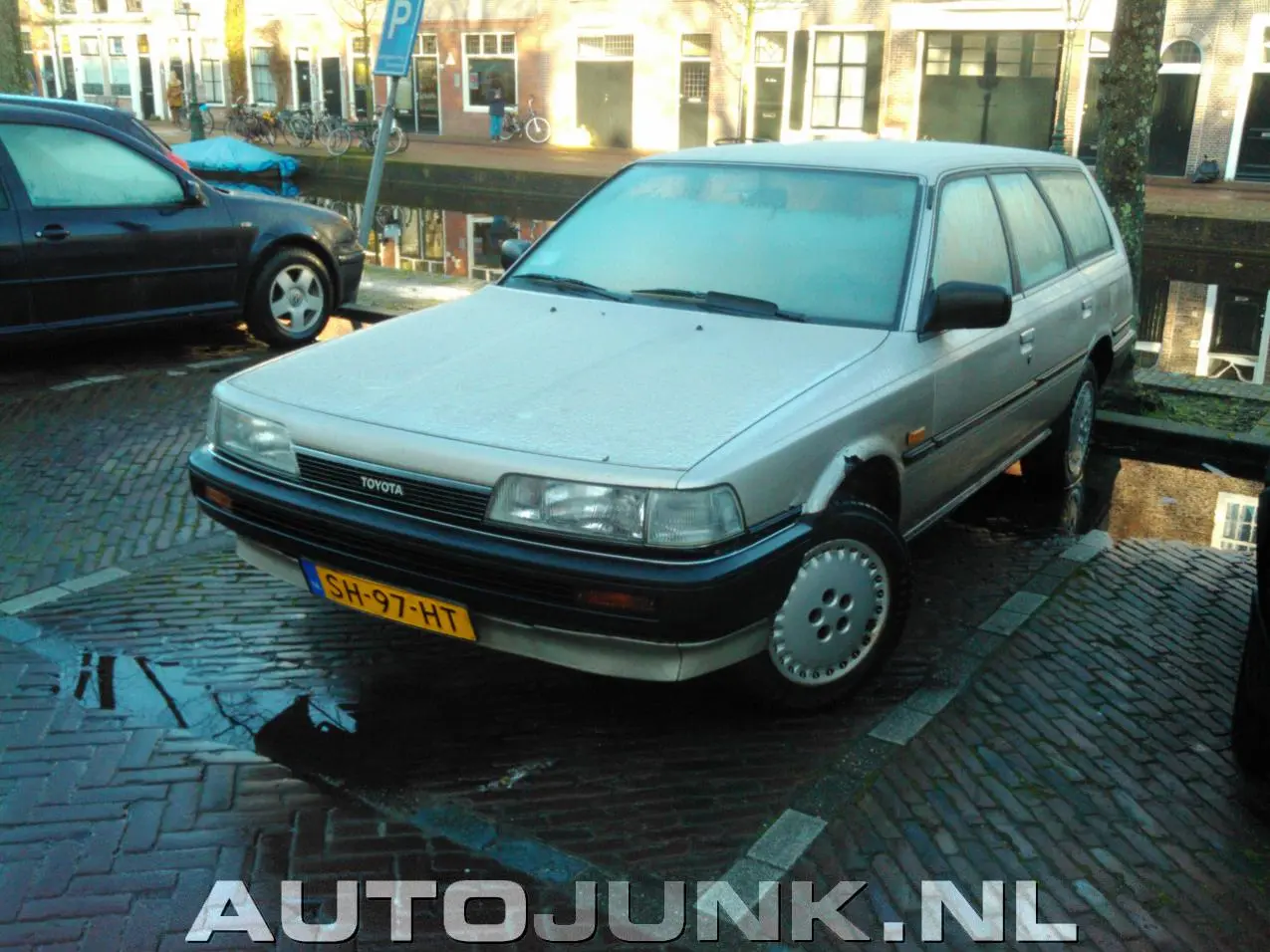 Toyota Camry Camry 2.0 XLi 6