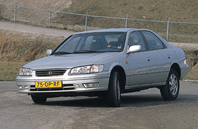 Toyota Camry Camry 2.2i GL 0