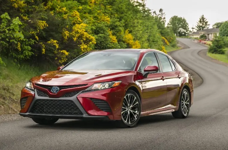 Toyota Camry Camry 2.5 Hybrid Dream e-CVT 5