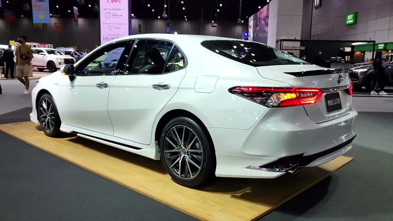 Toyota Camry Camry 2.5 Hybrid Passion e-CVT 1