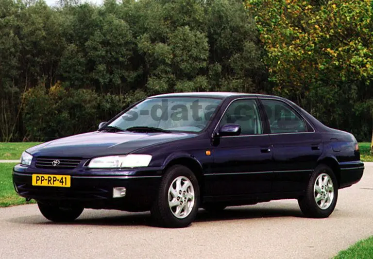 Toyota Camry Camry 3.0 GL 2