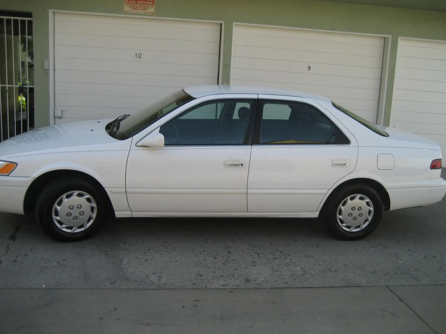 Toyota Camry Camry 3.0 GX 2