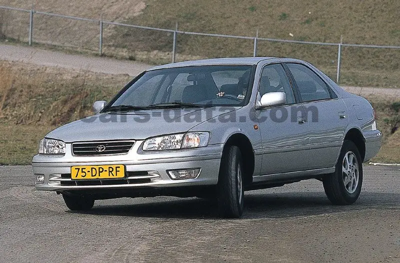 Toyota Camry Camry 3.0 GX 5