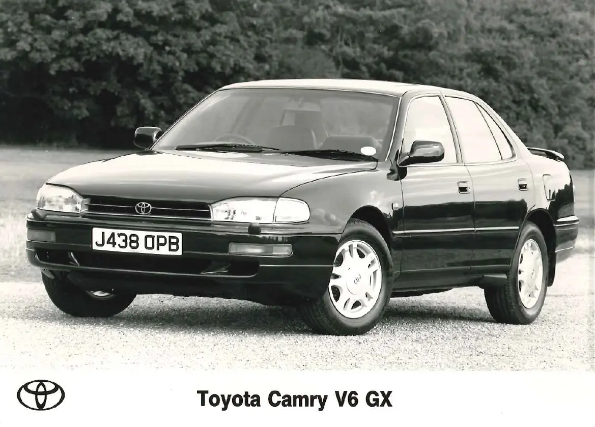 Toyota Camry Camry 3.0 V6 GX 2