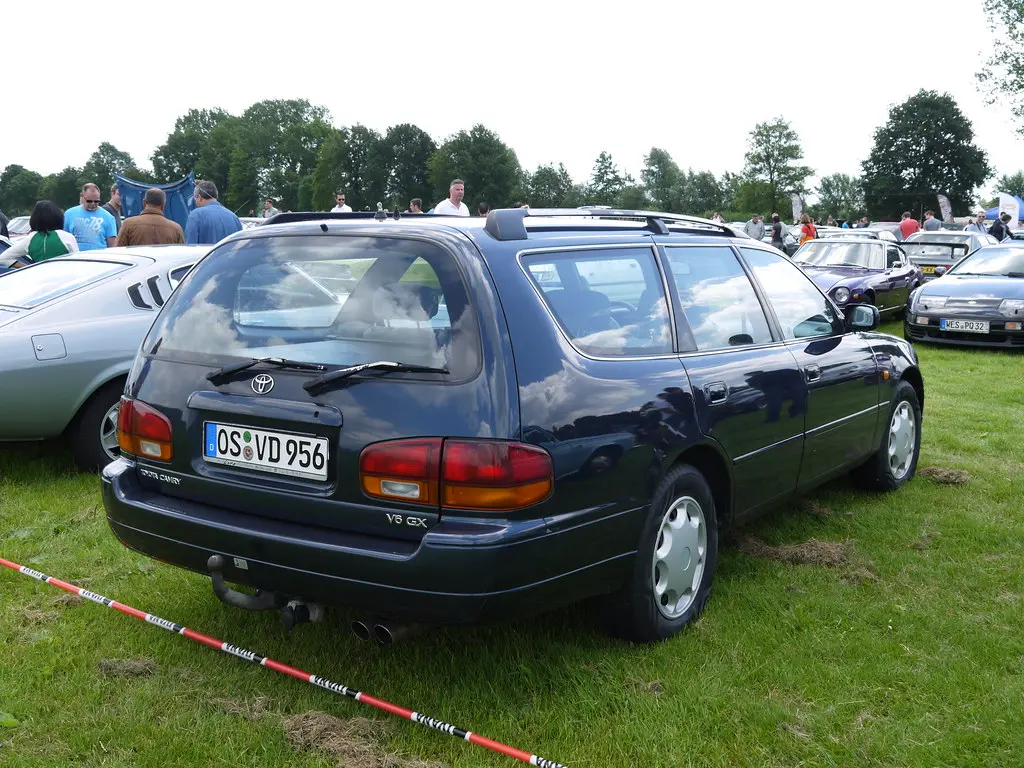 Toyota Camry Camry 3.0 V6 GX Leder 3
