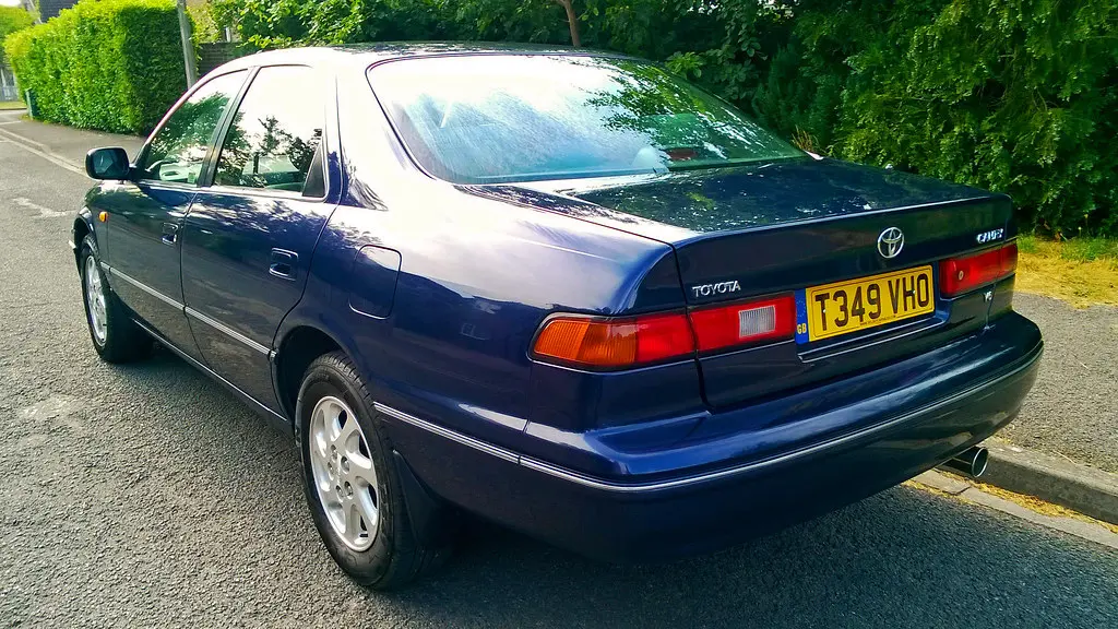 Toyota Camry Camry 3.0i V6 GX 6