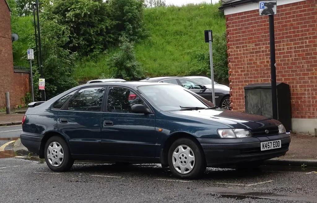 Toyota Carina Carina 1.6 XLI 4