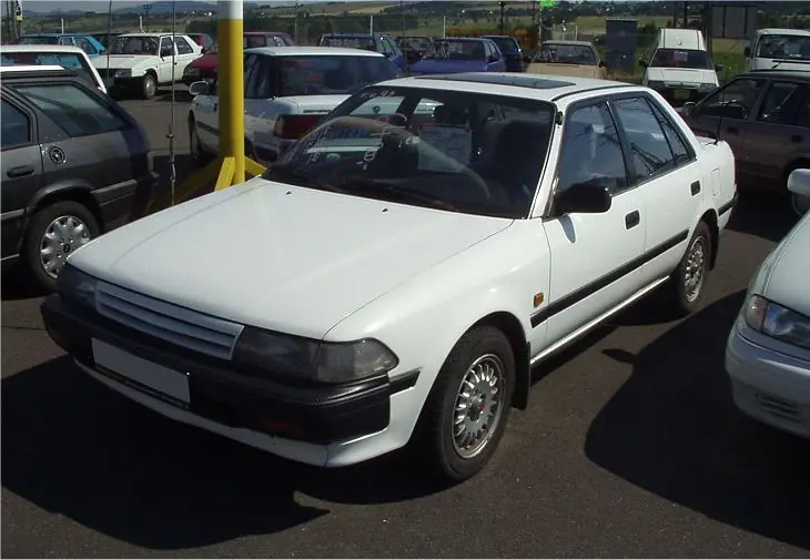Toyota Carina Carina 1.6 XLI 4