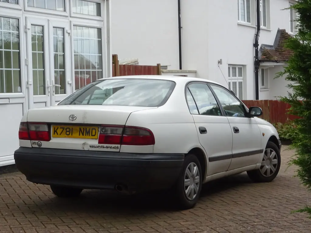 Toyota Carina Carina 1.6 XLI 4