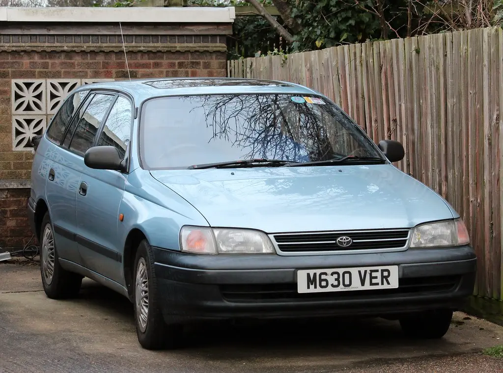 Toyota Carina Carina 1.6 XLI 4