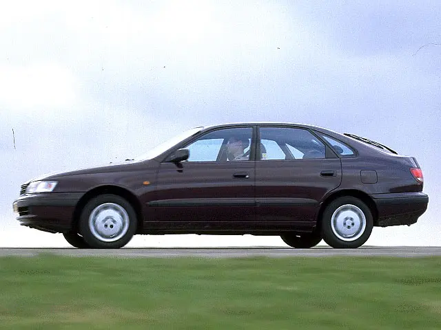 Toyota Carina Carina 2.0 E 1