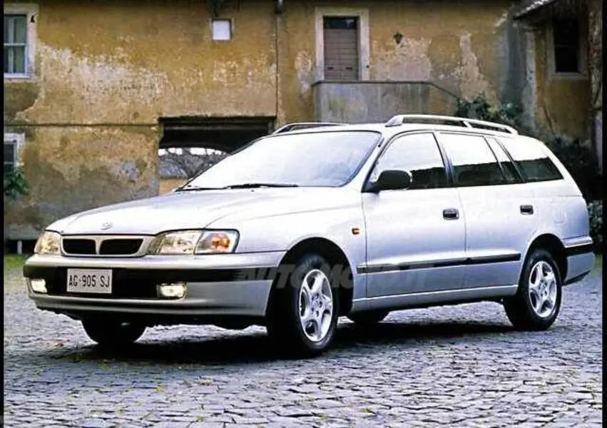 Toyota Carina Carina 2.0 GLi 2