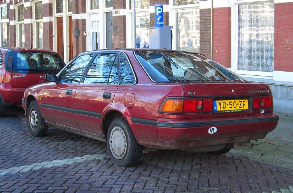 Toyota Carina Carina Liftback 1.6 XLI 4