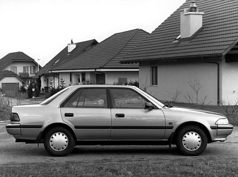Toyota Carina Carina Liftback II Liftback XLi XLI 4