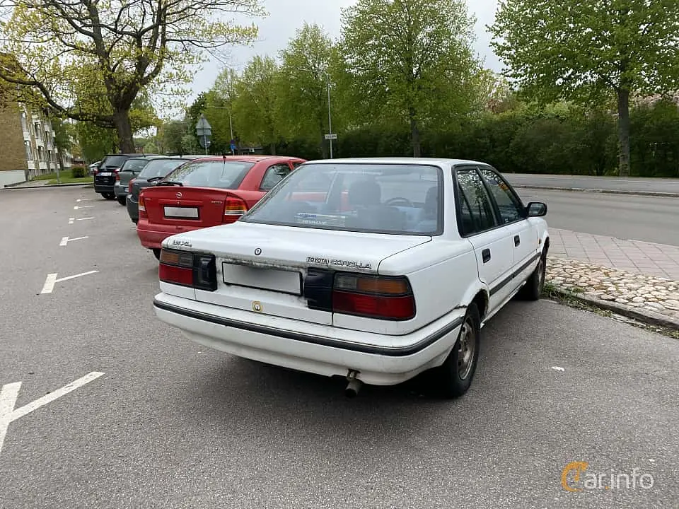 Toyota Corolla Corolla 1.3 L 6