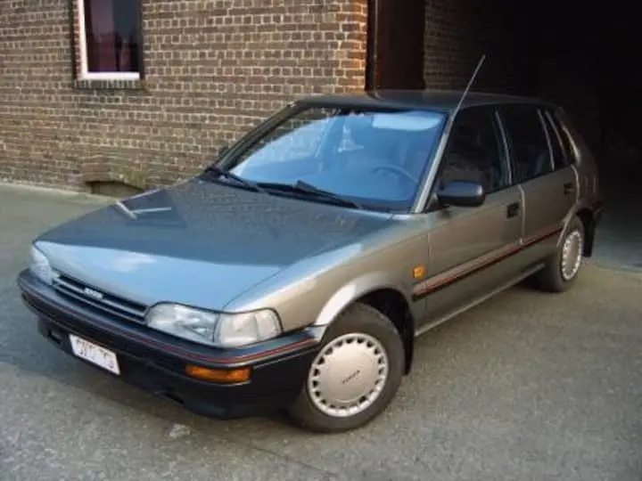 Toyota Corolla Corolla 1.3 XLI 5