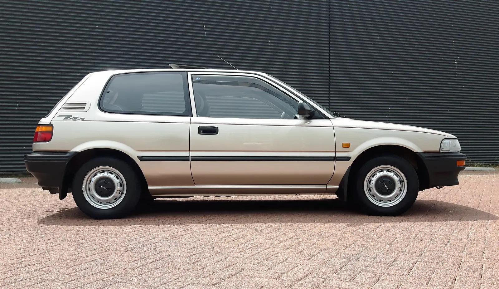Toyota Corolla Corolla 1.3 XLI 1