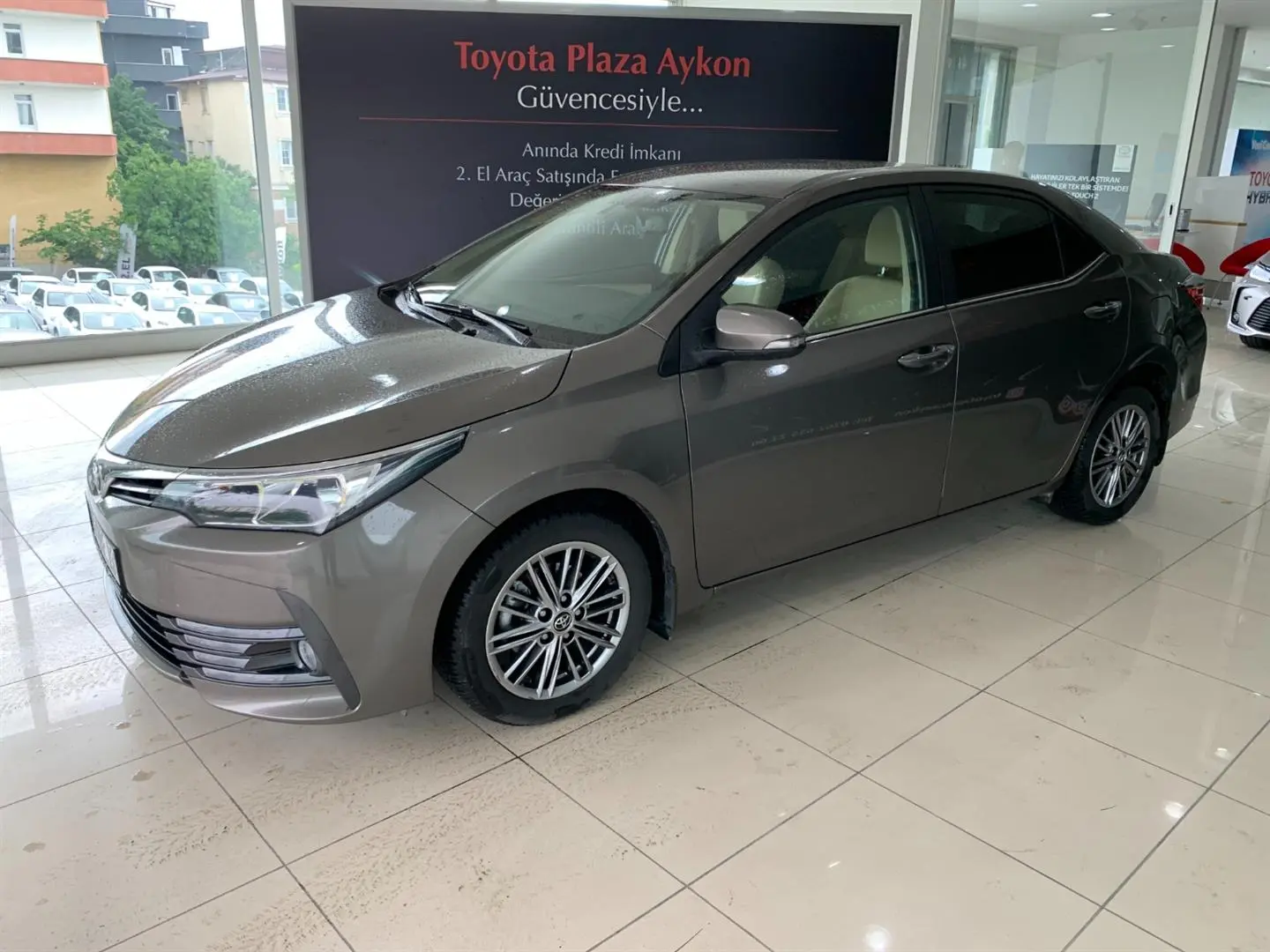 Toyota Corolla Corolla 1.4 D-4D Advance M/M 7