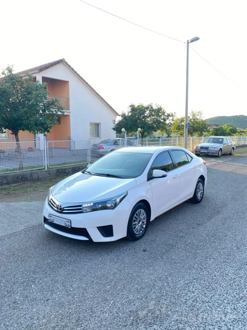 Toyota Corolla Corolla 1.4 D-4D Comfort Extra 0