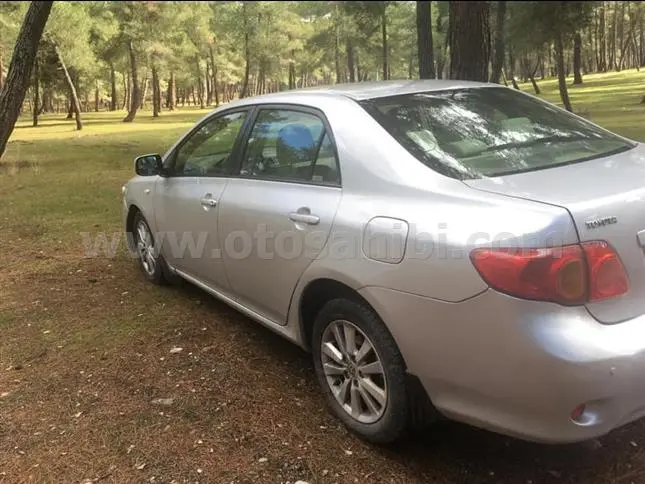 Toyota Corolla Corolla 1.4 D-4D Elegant 3