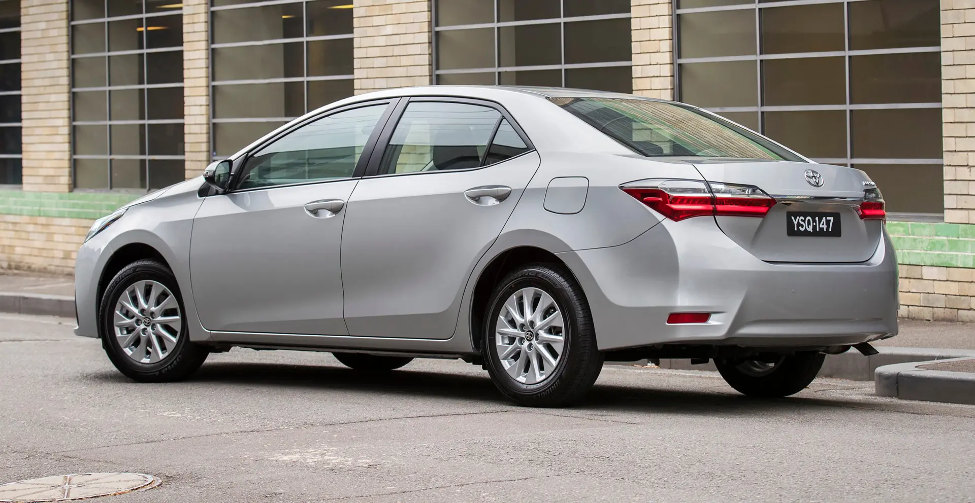 Toyota Corolla Corolla 1.6 Premium 50.Yıl 2