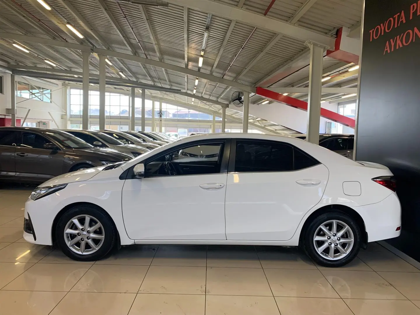 Toyota Corolla Corolla 1.4 D-4D Touch M/M 3