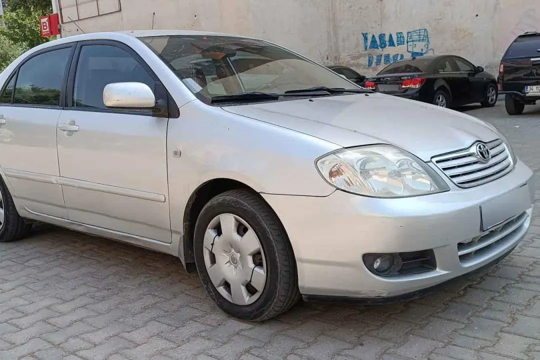 Toyota Corolla Corolla 1.4 D-4D Elegant 1