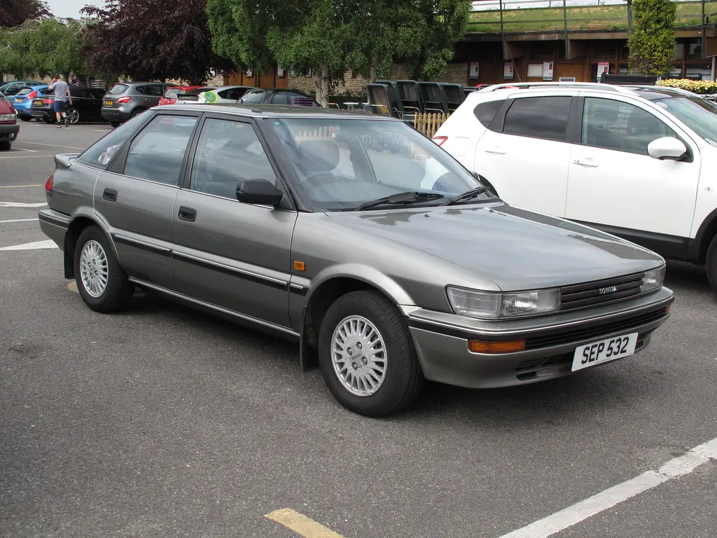 Toyota Corolla Corolla 1.6 GL 5