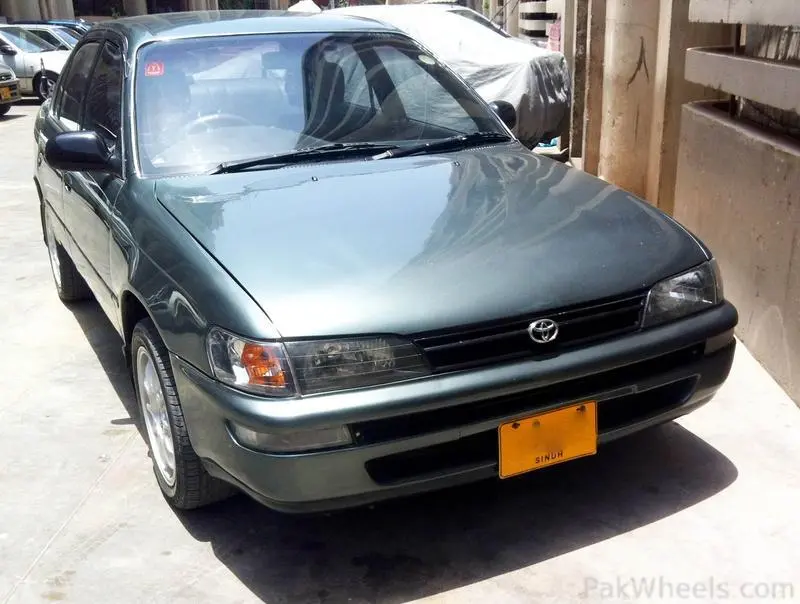 Toyota Corolla Corolla 1.6 GLI 7