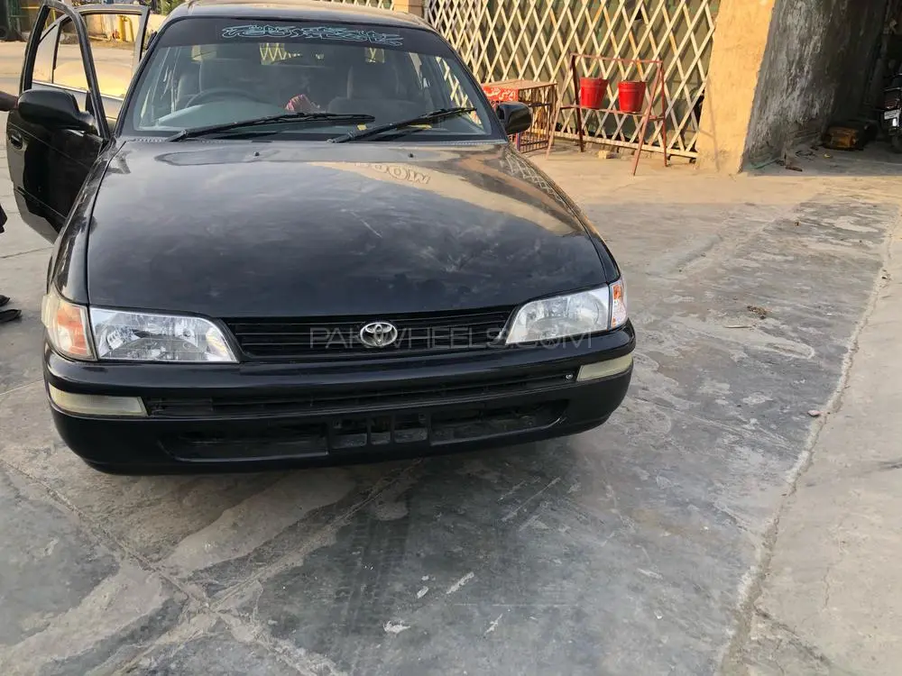 Toyota Corolla Corolla 1.6 GLi Special 6