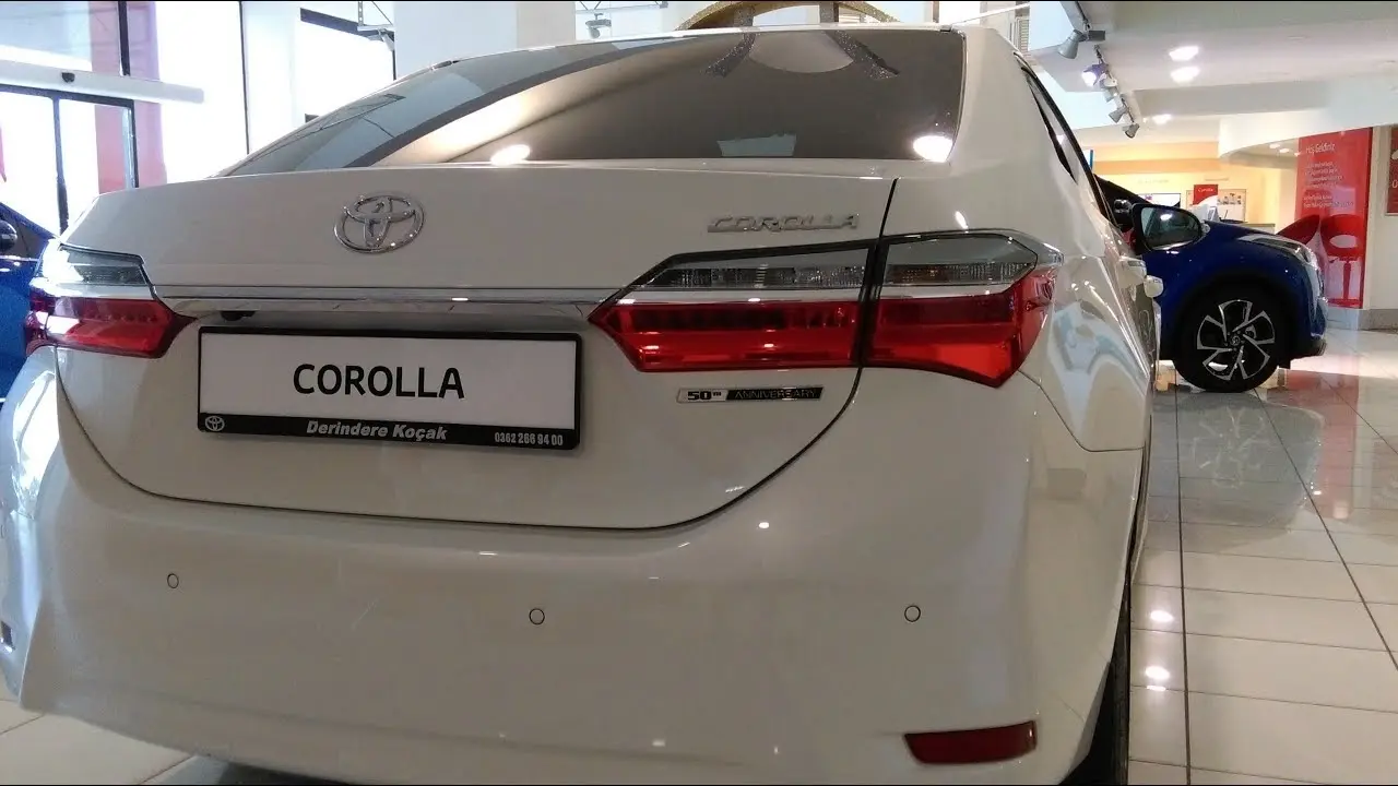 Toyota Corolla Corolla 1.6 Premium 50.Yıl Navi 5