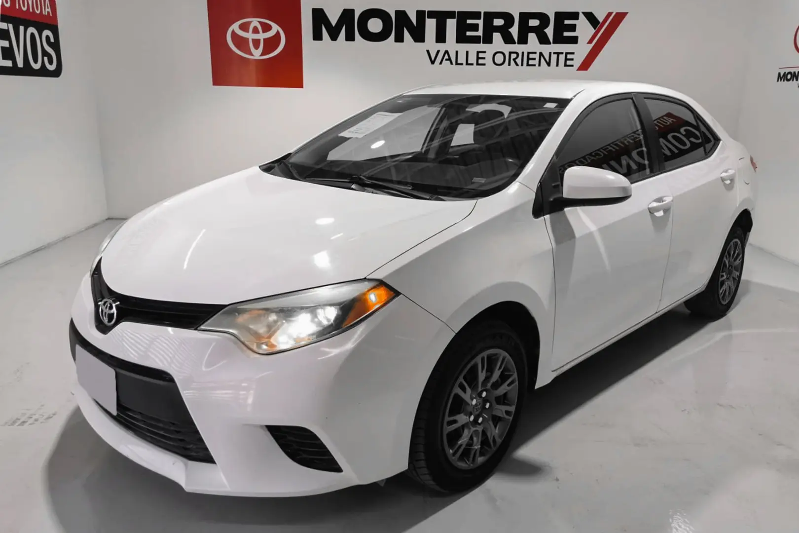Toyota Corolla Corolla 1.6 Premium Navigation 1