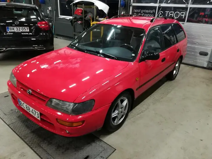 Toyota Corolla Corolla 1.6 XLI 5