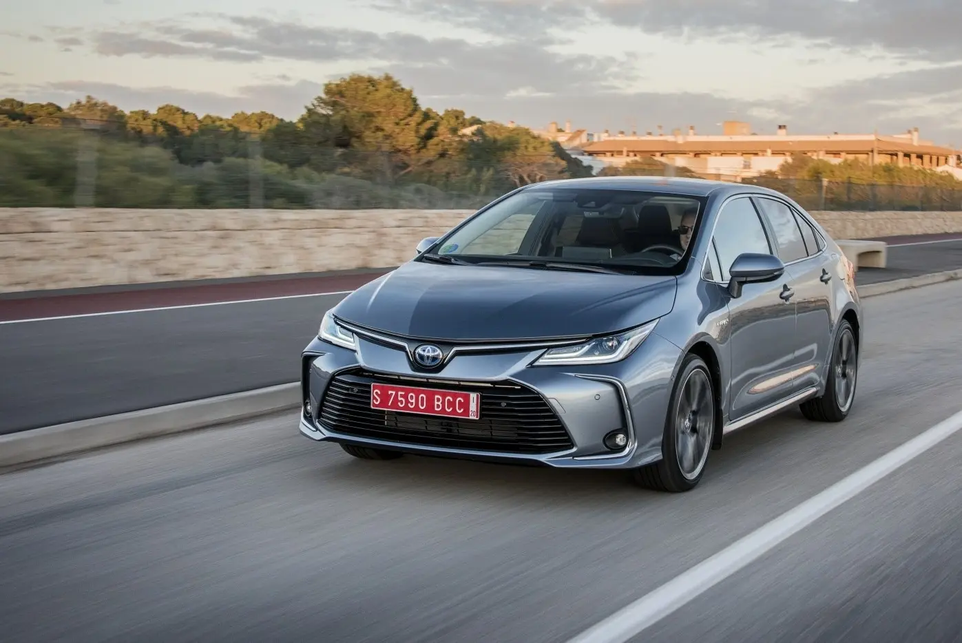 Toyota Corolla Corolla 1.8 Hybrid Dream e-CVT 7