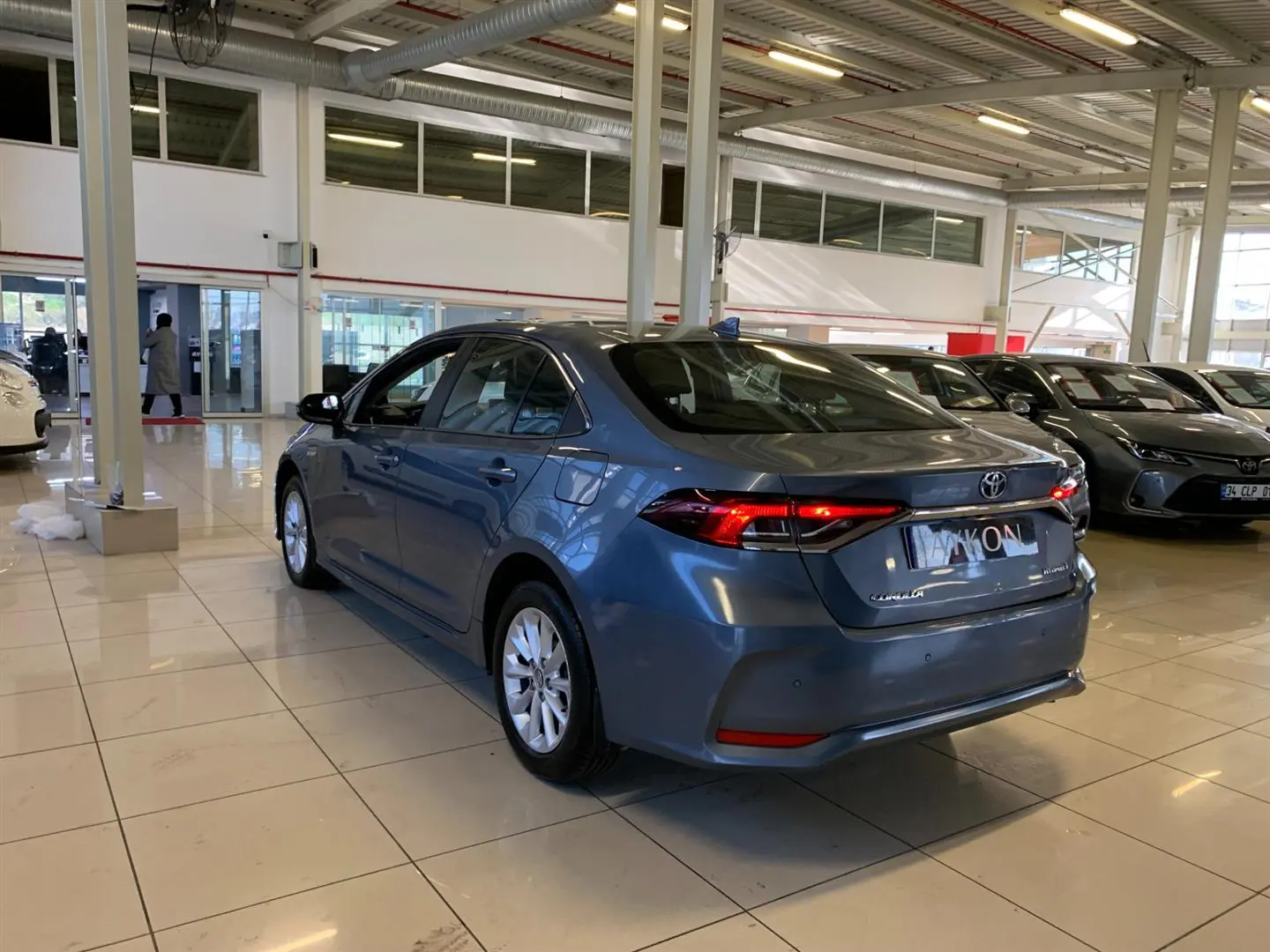 Toyota Corolla Corolla 1.8 Hybrid Dream e-CVT 5