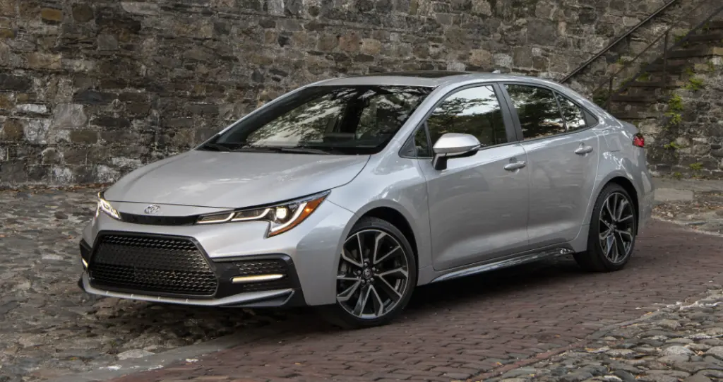 Toyota Corolla Corolla 1.8 Hybrid Dream e-CVT 4
