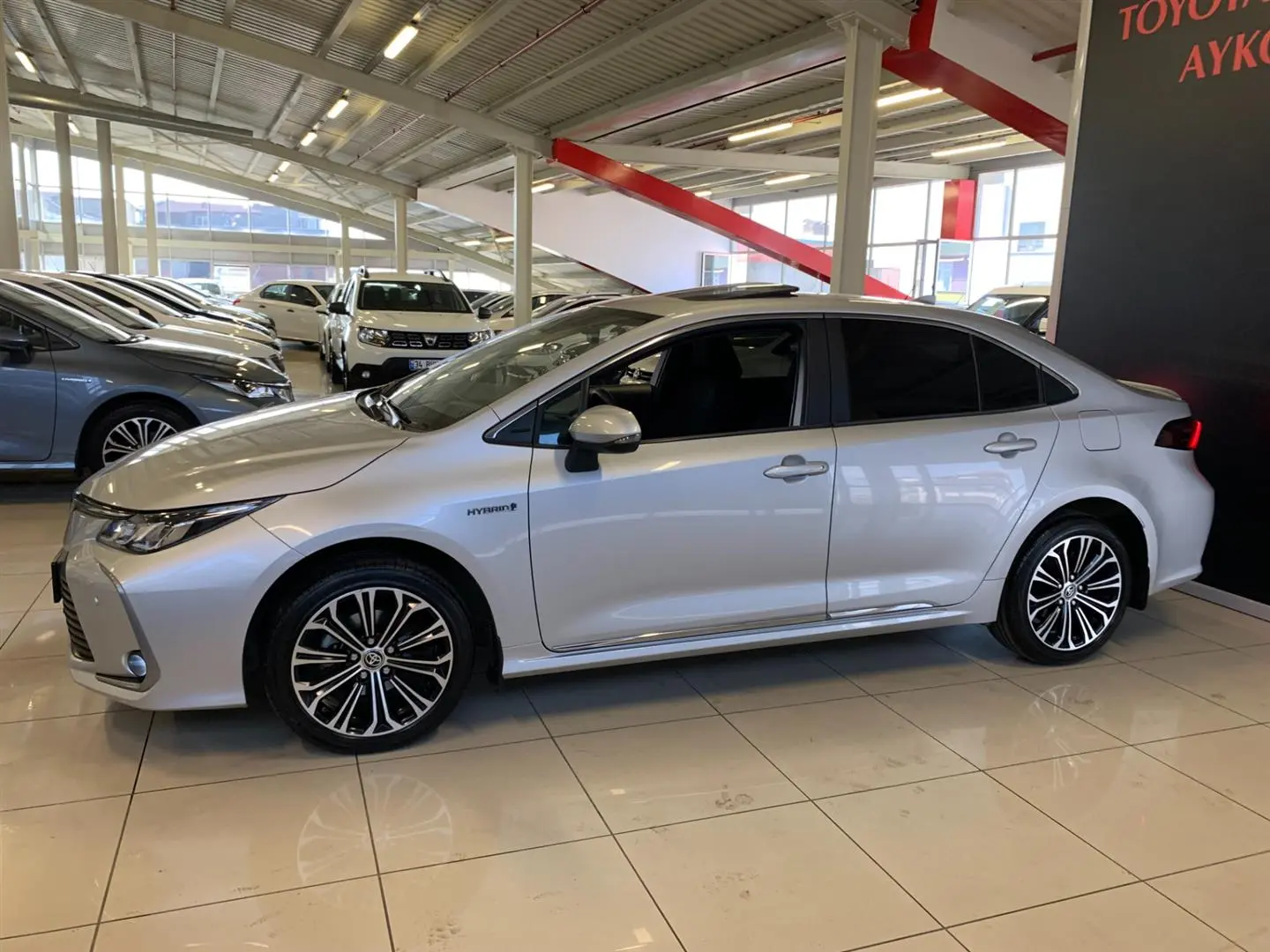 Toyota Corolla Corolla 1.8 Hybrid Flame X-Pack e-CVT 0