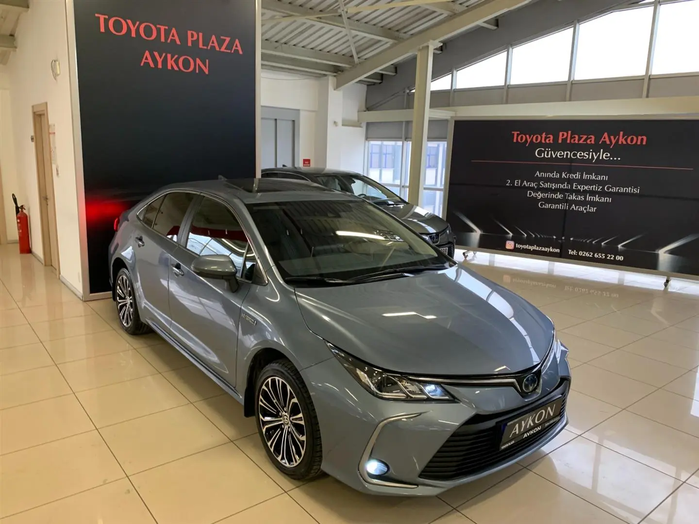 Toyota Corolla Corolla 1.8 Hybrid Flame X-Pack e-CVT 3