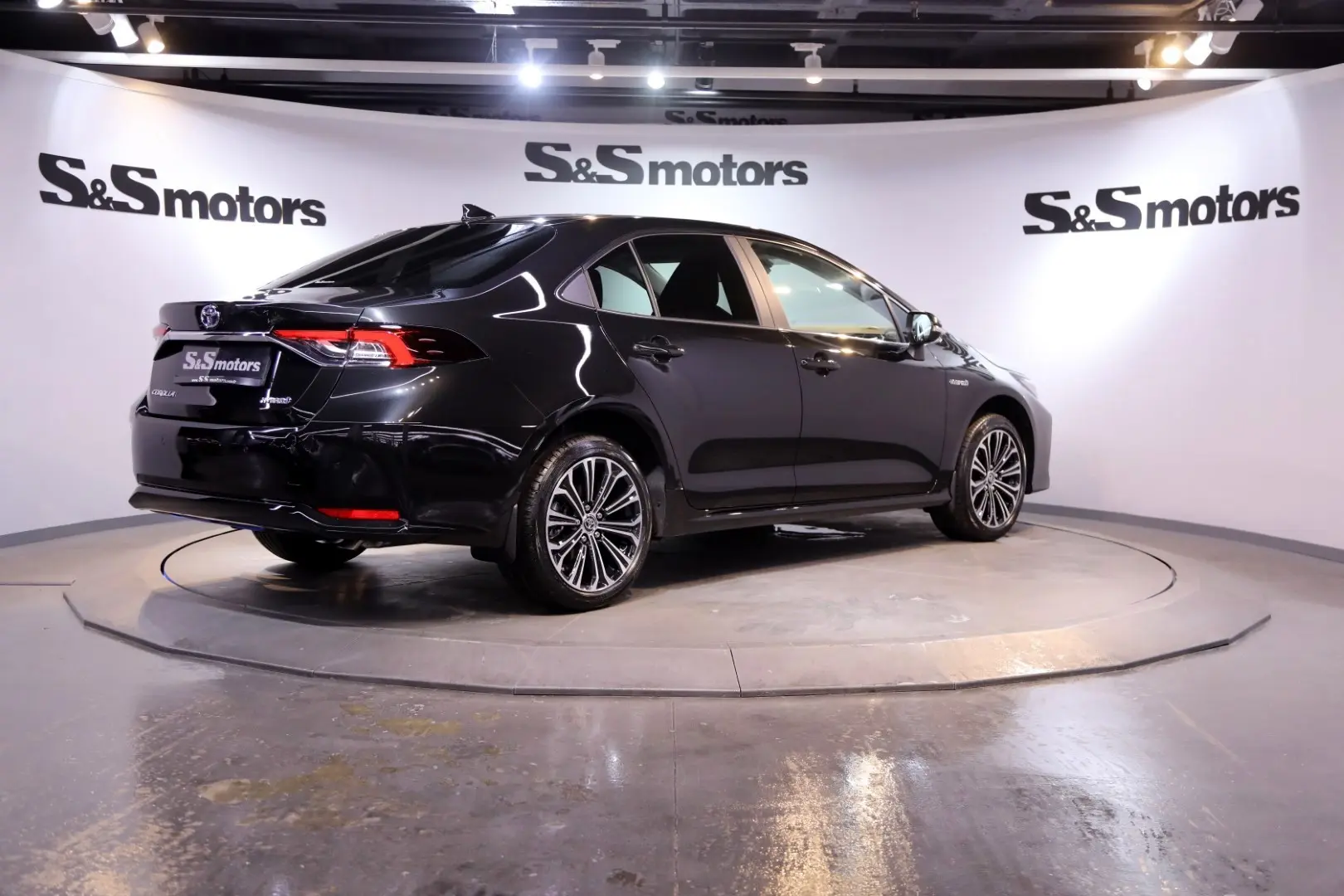 Toyota Corolla Corolla 1.8 Hybrid Passion X-Pack e-CVT 5