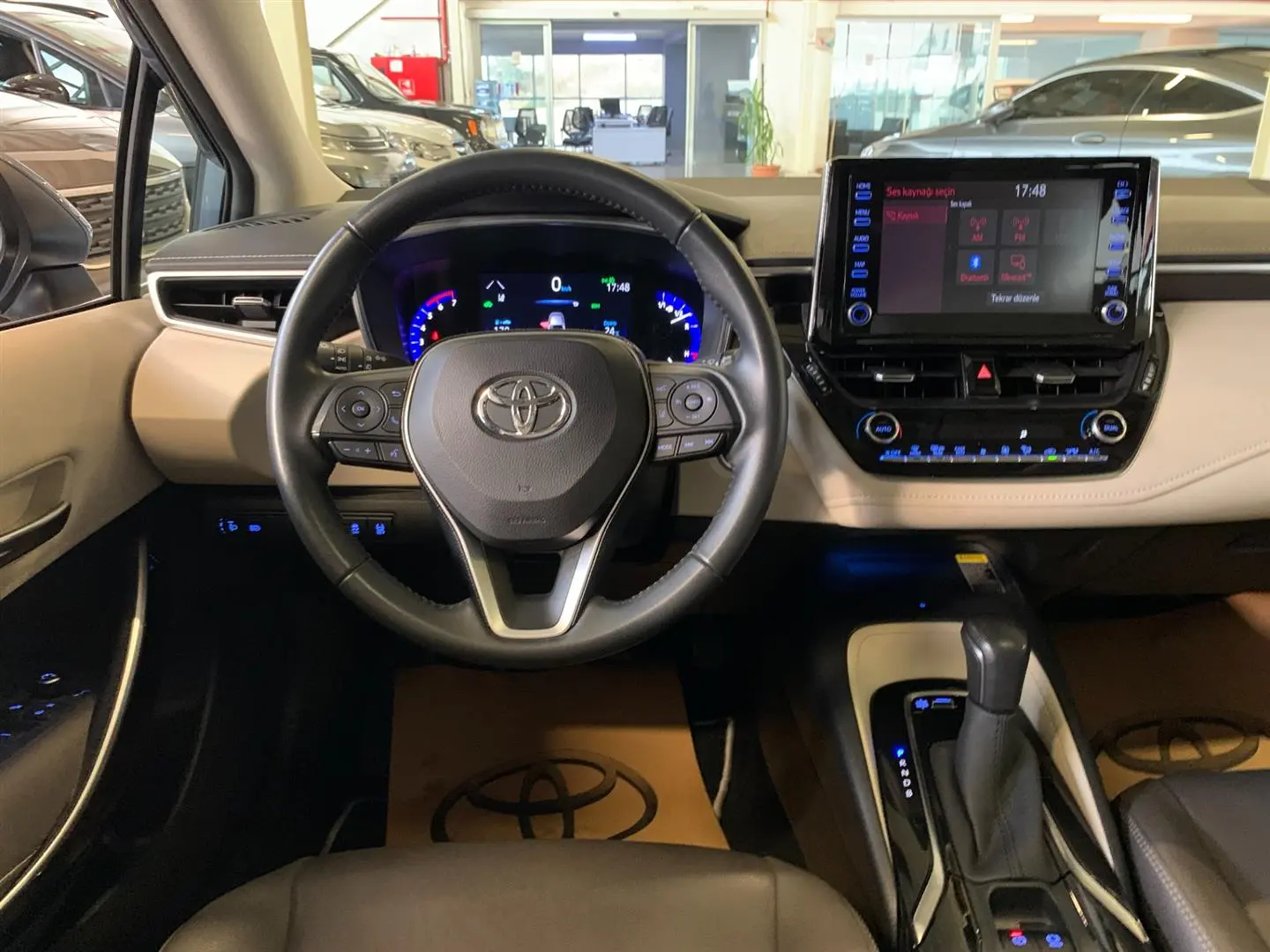 Toyota Corolla Corolla 1.8 Hybrid Passion X-Pack e-CVT 4