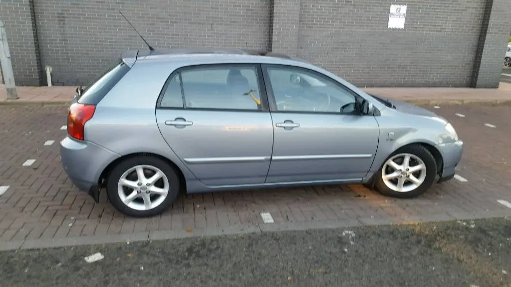 Toyota Corolla Corolla 2.0 D-4D Sport 4