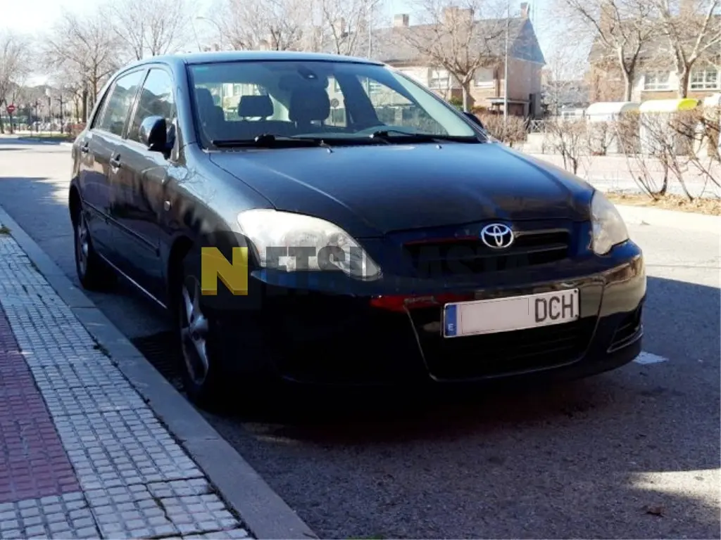 Toyota Corolla Corolla 2.0 D-4D Sport 5