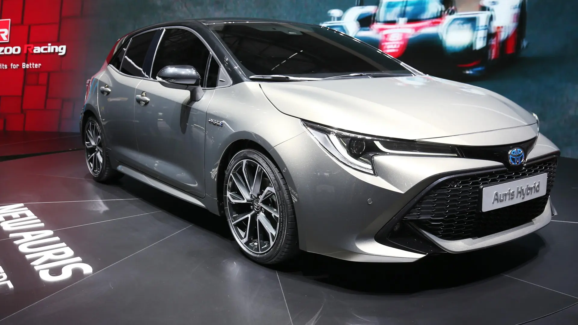 Toyota Corolla Corolla Hatchback 1.8 Hybrid Dream E-CVT 5