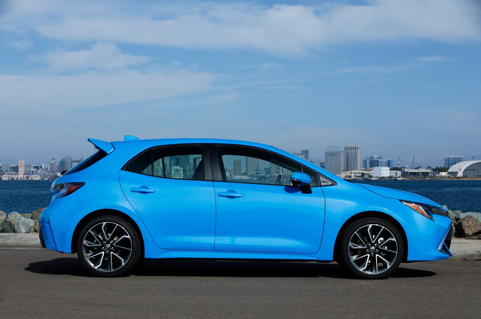 Toyota Corolla Corolla Hatchback 1.8 Hybrid Dream E-CVT 6