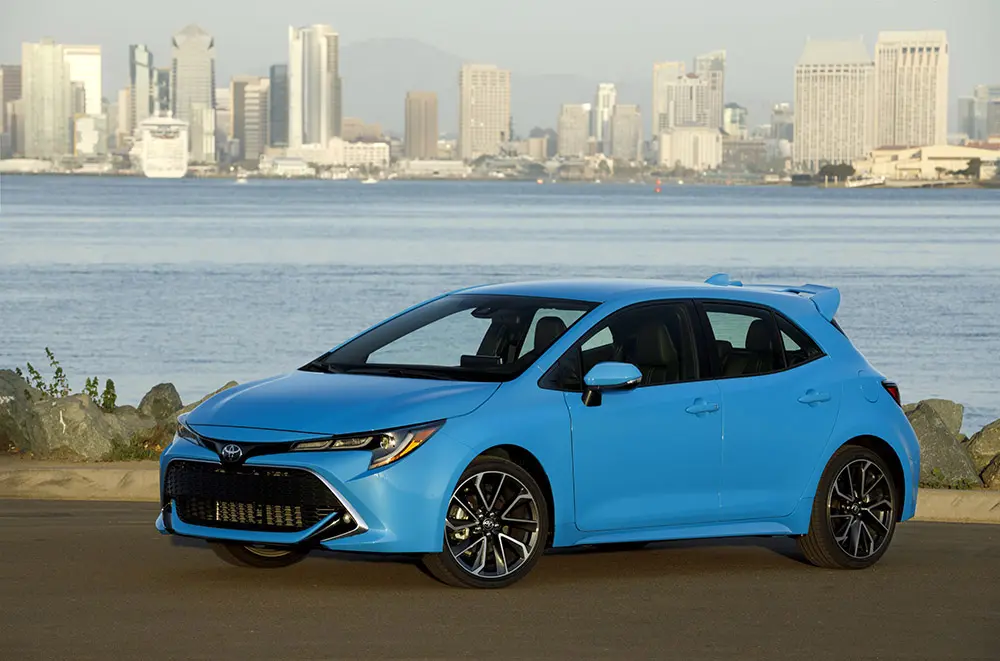 Toyota Corolla Corolla Hatchback 1.8 Hybrid Flame E-CVT 6
