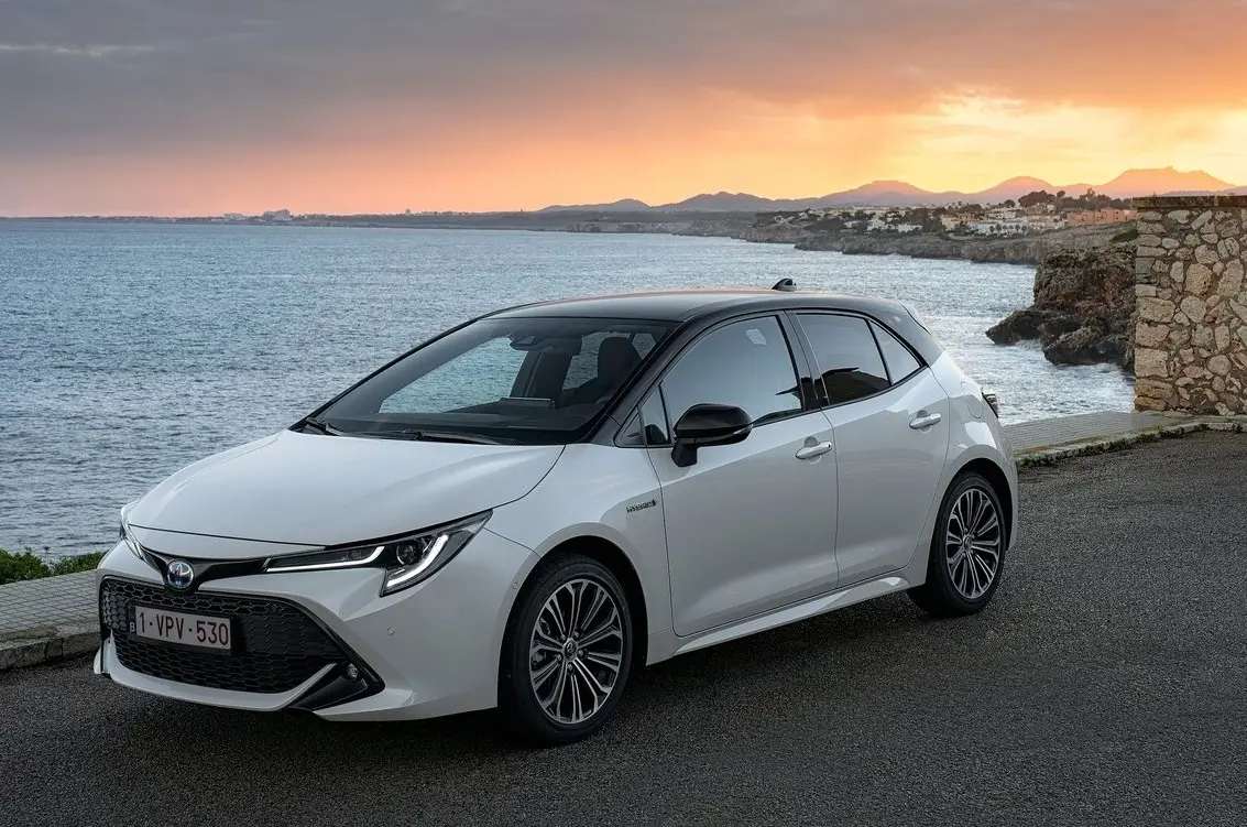 Toyota Corolla Corolla Hatchback 1.8 Hybrid Passion X-Pack E-CVT 6