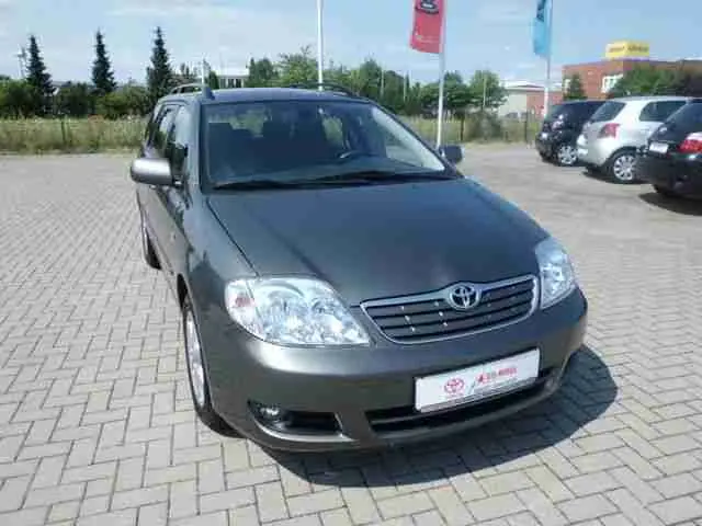 Toyota Corolla Corolla Kombi 1.4 D-4D Sol 5