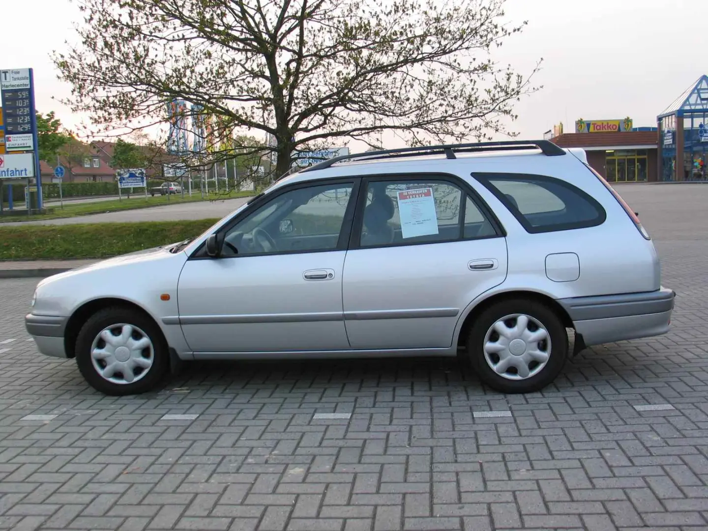 Toyota Corolla Corolla Kombi 1.4 Linea Terra 6