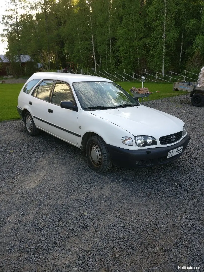 Toyota Corolla Corolla Kombi 1.4 Linea Terra 7